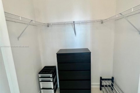 Condominio en venta en Miami, Florida, 2 dormitorios, 94.11 m2 № 1985431 - foto 5