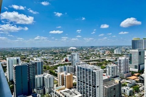 Condominio en venta en Miami, Florida, 2 dormitorios, 94.11 m2 № 1985431 - foto 13