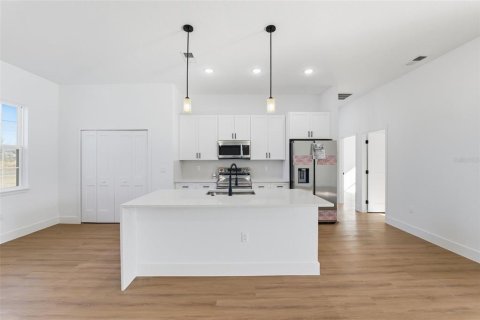 House in Ocala, Florida 4 bedrooms, 167.13 sq.m. № 2097084 - photo 13