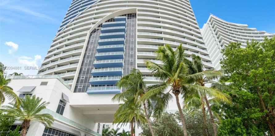 Condo in Fort Lauderdale, Florida, 2 bedrooms № 2406199