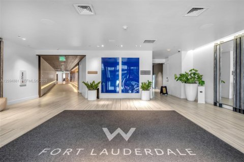 Condo in Fort Lauderdale, Florida, 2 bedrooms № 2406199 - photo 22