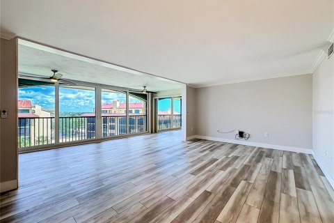 Copropriété à vendre à Sarasota, Floride: 2 chambres, 114.46 m2 № 2386609 - photo 19