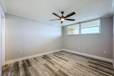 Copropriété à vendre à Sarasota, Floride: 2 chambres, 114.46 m2 № 2386609 - photo 28