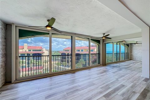 Copropriété à vendre à Sarasota, Floride: 2 chambres, 114.46 m2 № 2386609 - photo 10