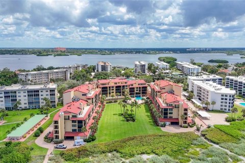 Copropriété à vendre à Sarasota, Floride: 2 chambres, 114.46 m2 № 2386609 - photo 4