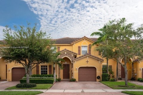 Touwnhouse à louer à Miami, Floride: 4 chambres, 194.72 m2 № 1938782 - photo 9