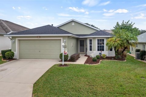 Casa en venta en Leesburg, Florida, 3 dormitorios, 148.74 m2 № 1917666 - foto 1