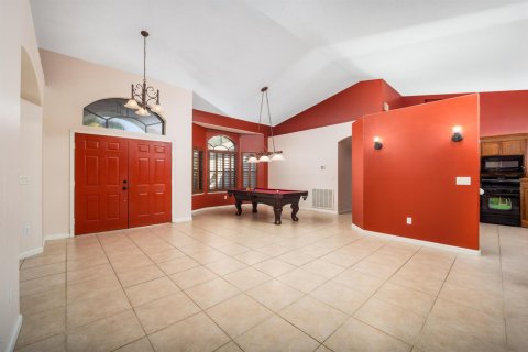 House in Port St. Lucie, Florida 3 bedrooms, 214.23 sq.m. № 2422212 - photo 7