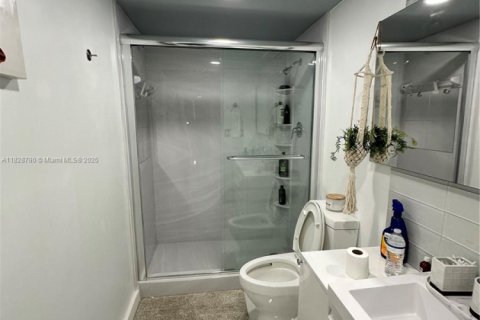 Condo in Sunny Isles Beach, Florida, 2 bedrooms  № 1806255 - photo 4