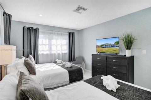 Casa en venta en Deerfield Beach, Florida, 4 dormitorios, 179.67 m2 № 2011668 - foto 23