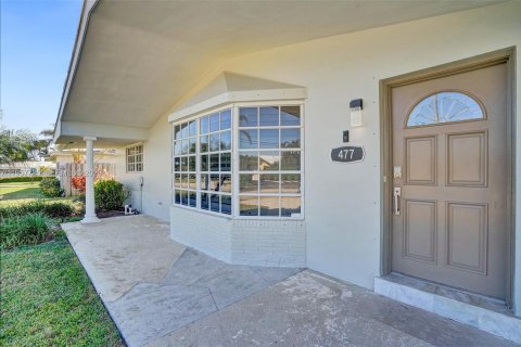 Casa en Deerfield Beach, Florida 4 dormitorios, 179.67 m2 № 2011668