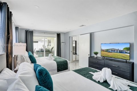 Casa en venta en Deerfield Beach, Florida, 4 dormitorios, 179.67 m2 № 2011668 - foto 20