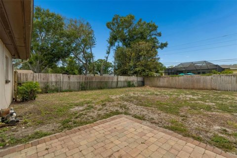 House in Clearwater, Florida 2 bedrooms, 127.37 sq.m. № 2094530 - photo 24