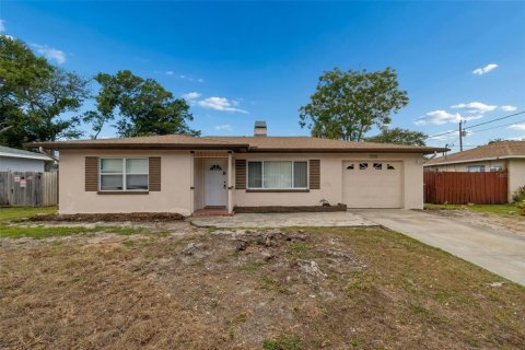 House in Clearwater, Florida 2 bedrooms, 127.37 sq.m. № 2094530 - photo 2