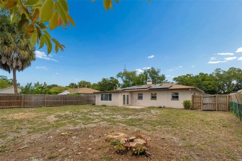 House in Clearwater, Florida 2 bedrooms, 127.37 sq.m. № 2094530 - photo 26