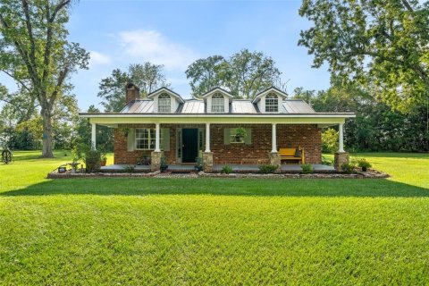 House in Wellborn, Florida 3 bedrooms, 183.67 sq.m. № 2410008