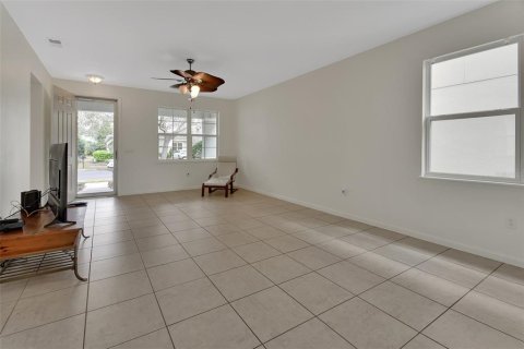House in DeLand, Florida 3 bedrooms, 153.29 sq.m. № 1508119 - photo 6
