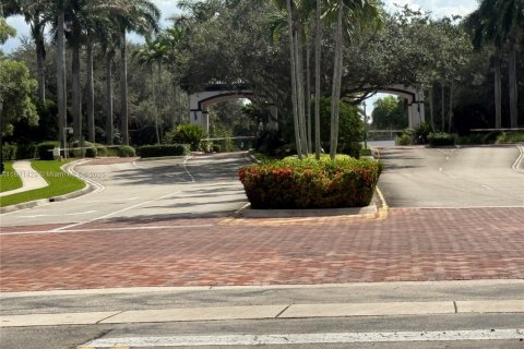 Купить виллу или дом в Мирамар, Флорида 5 спален, 244.98м2, № 1925098 - фото 24