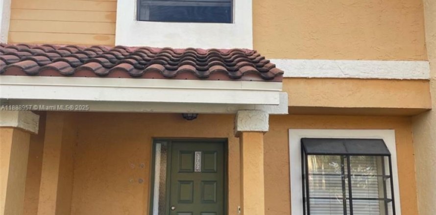 Condo à Coconut Creek, Floride, 2 chambres  № 1941076