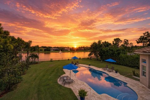 Villa ou maison à Palm Beach Gardens, Floride 4 chambres, 400.41 m2 № 2374290