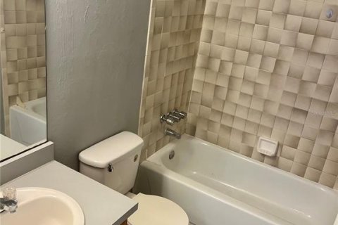 Apartment in Gainesville, Florida 2 bedrooms, 78.04 sq.m. № 2212103 - photo 13