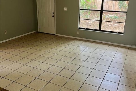 Apartment in Gainesville, Florida 2 bedrooms, 78.04 sq.m. № 2212103 - photo 4
