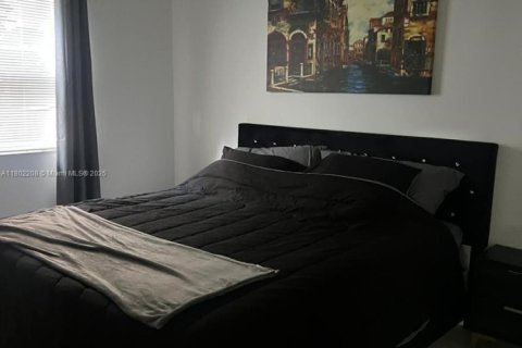 Condominio en venta en Sunny Isles Beach, Florida, 2 dormitorios, 84.26 m2 № 1941579 - foto 19