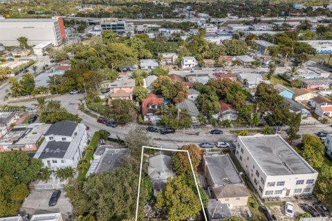 Купить виллу или дом в Майами, Флорида 2 спальни, 91.42м2, № 1601578 - фото 7