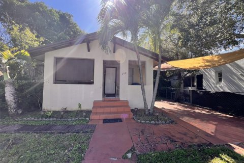 Купить виллу или дом в Майами, Флорида 2 спальни, 91.42м2, № 1601578 - фото 14