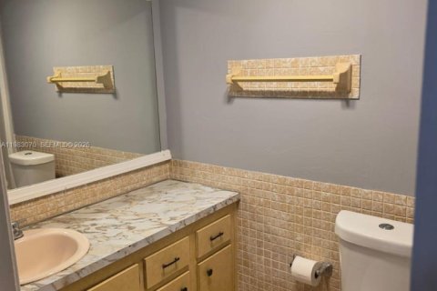 Copropriété à vendre à Lauderhill, Floride: 1 chambre, 86.21 m2 № 2049901 - photo 7