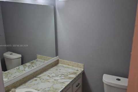 Copropriété à vendre à Lauderhill, Floride: 1 chambre, 86.21 m2 № 2049901 - photo 11
