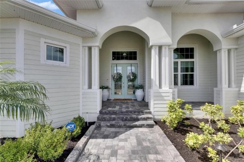 Casa en venta en Apollo Beach, Florida, 4 dormitorios, 234.67 m2 № 1613342 - foto 11