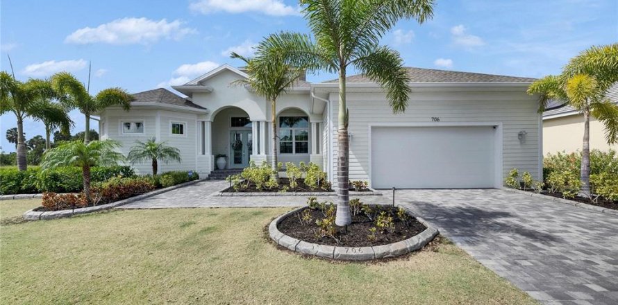 Villa ou maison à Apollo Beach, Floride 4 chambres, 234.67 m2 № 1613342