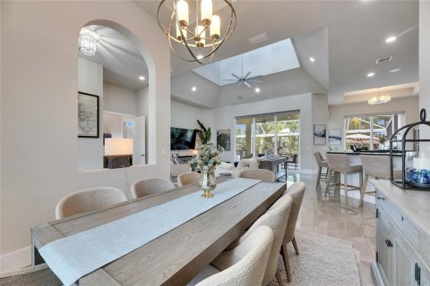 Casa en venta en Apollo Beach, Florida, 4 dormitorios, 234.67 m2 № 1613342 - foto 17