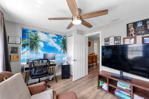 House in Holiday, Florida 3 bedrooms, 101.08 sq.m. № 1911379 - photo 20