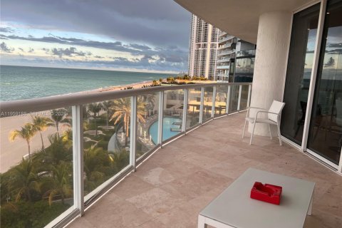Condominio en alquiler en Sunny Isles Beach, Florida, 3 dormitorios, 205.31 m2 № 2023845 - foto 6