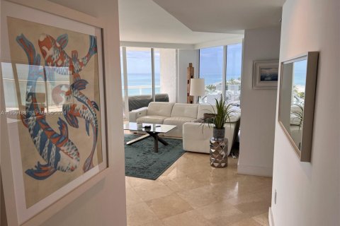 Condominio en alquiler en Sunny Isles Beach, Florida, 3 dormitorios, 205.31 m2 № 2023845 - foto 23