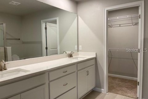 Touwnhouse à louer à Brandon, Floride: 3 chambres, 154.87 m2 № 2114169 - photo 15
