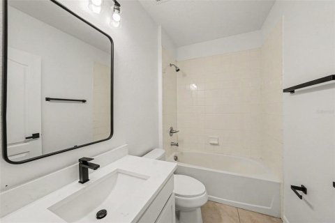 Villa ou maison à vendre à Wimauma, Floride: 3 chambres, 122.72 m2 № 2287905 - photo 14