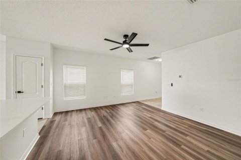 Villa ou maison à vendre à Wimauma, Floride: 3 chambres, 122.72 m2 № 2287905 - photo 21