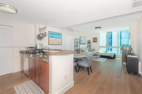 Copropriété à vendre à Miami, Floride: 2 chambres, 93.46 m2 № 1941448 - photo 14