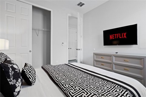 Villa ou maison à vendre à Kissimmee, Floride: 7 chambres, 328.22 m2 № 2142705 - photo 24