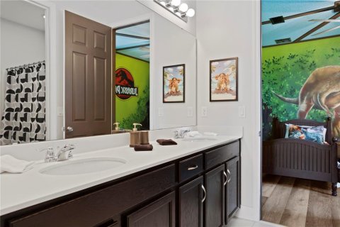 Villa ou maison à vendre à Kissimmee, Floride: 7 chambres, 328.22 m2 № 2142705 - photo 17