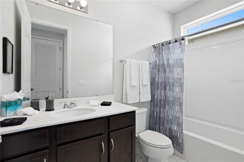 Villa ou maison à vendre à Kissimmee, Floride: 7 chambres, 328.22 m2 № 2142705 - photo 25