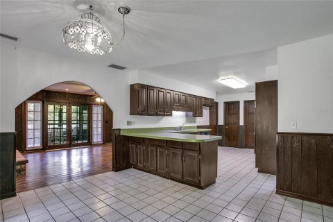House in Windermere, Florida 4 bedrooms, 243.22 sq.m. № 2095642 - photo 4