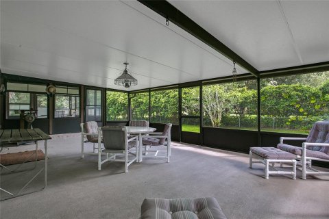 House in Windermere, Florida 4 bedrooms, 243.22 sq.m. № 2095642 - photo 24