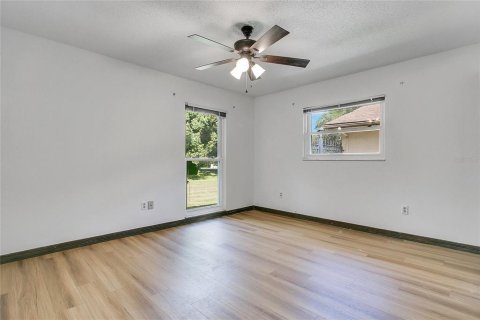 House in Windermere, Florida 4 bedrooms, 243.22 sq.m. № 2095642 - photo 22
