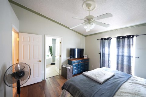 House in Orlando, Florida 3 bedrooms, 107.58 sq.m. № 1679553 - photo 15
