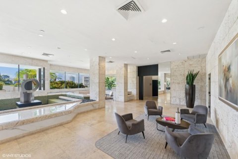 Copropriété à vendre à Aventura, Floride: 2 chambres, 105.91 m2 № 1974725 - photo 11