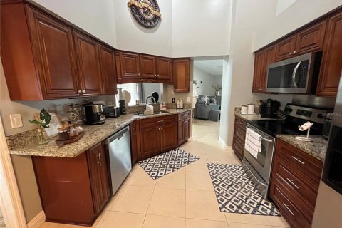 Villa ou maison à vendre à Tampa, Floride: 5 chambres, 219.99 m2 № 2403504 - photo 16